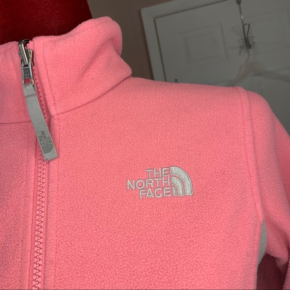 Pink North Face sweater - Picture 2 of 7